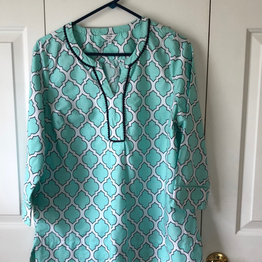 Crown & Ivy Tunic